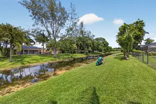 14184 Aster Ave, Wellington, FL 33414 - Photo 47