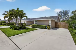 14184 Aster Ave, Wellington, FL 33414 - Photo 3
