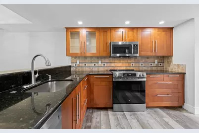 4221 SW 71st Terrace #4221, Davie, FL 33314 - Photo 3