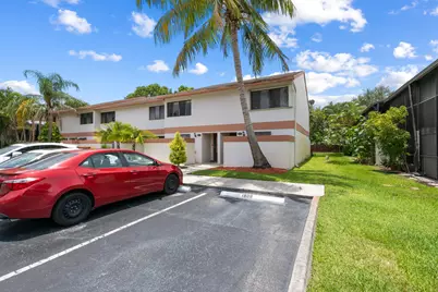 4221 SW 71st Terrace #4221, Davie, FL 33314 - Photo 25