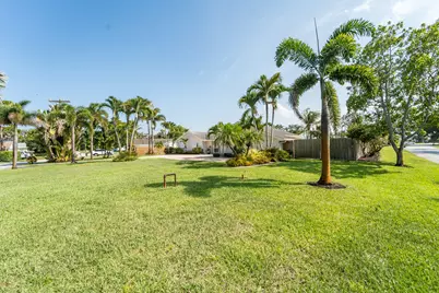 18 Saddleback Road, Tequesta, FL 33469 - Photo 5