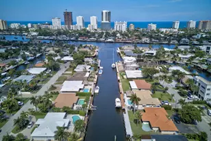 2542 SE 10th St, Pompano Beach, FL 33062 - Photo 13