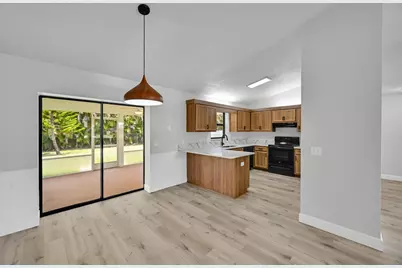 3520 SE Hyde Circle, Port Saint Lucie, FL 34983 - Photo 9