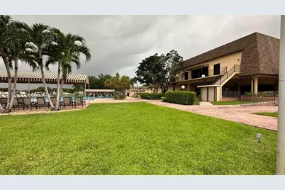100 Berkley Road #109, Hollywood, FL 33024 - Photo 25