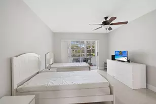 100 Berkley Rd, Hollywood, FL 33024 - Photo 17