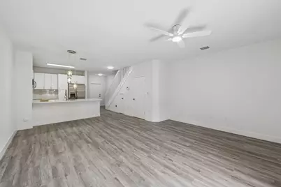 560 St Tropez Lane, Margate, FL 33068 - Photo 9
