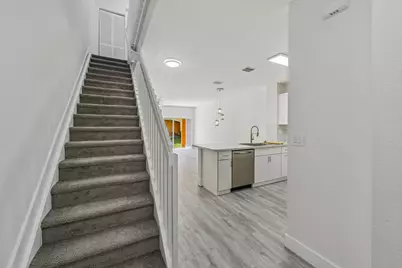 560 St Tropez Lane, Margate, FL 33068 - Photo 5
