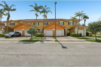 560 St Tropez Lane, Margate, FL 33068 - Photo 3