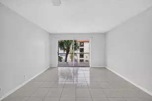 660 Tennis Club Dr, Fort Lauderdale, FL 33311 - Photo 7