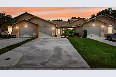 10469 Pelican Drive, Wellington, FL 33414 - Photo 3
