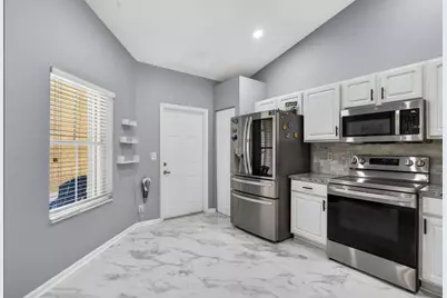 10469 Pelican Drive, Wellington, FL 33414 - Photo 17