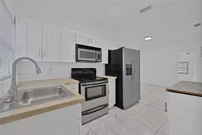 1114 NW 39th Street, Miami, FL 33127 - Photo 3