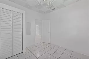 1114 NW 39th St, Miami, FL 33127 - Photo 7