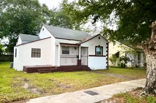 1114 NW 39th St, Miami, FL 33127 - Photo 23