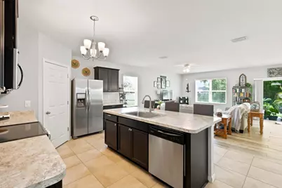 2096 SW Leafy Road, Port Saint Lucie, FL 34953 - Photo 9