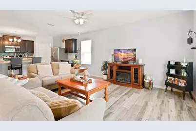 2096 SW Leafy Road, Port Saint Lucie, FL 34953 - Photo 5