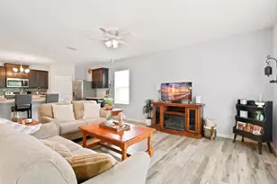 2096 SW Leafy Rd, Port Saint Lucie, FL 34953 - Photo 5