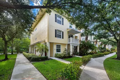 245 Murcia Drive #201, Jupiter, FL 33458 - Photo 3