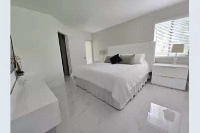 5577 Courtyard Drive, Margate, FL 33063 - Photo 15
