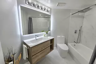 5577 Courtyard Dr, Margate, FL 33063 - Photo 19