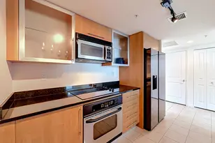 610 W Las Olas Blvd, Fort Lauderdale, FL 33312 - Photo 17