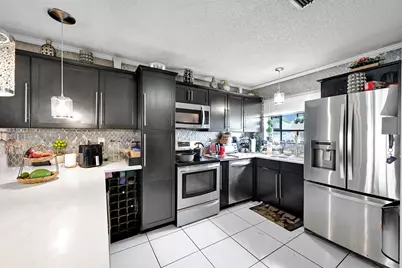 627 Banks Road #48, Margate, FL 33063 - Photo 7