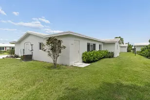 709 SW 15th St, Boynton Beach, FL 33426 - Photo 11