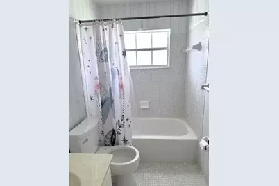 1216 S S Lakes End Drive #Apt D, Fort Pierce, FL 34982 - Photo 17