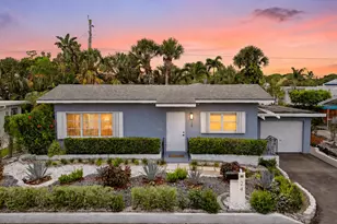 24 Douglas Dr, Ocean Ridge, FL 33435 - Photo 1