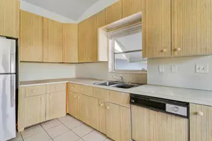 24 Douglas Dr, Ocean Ridge, FL 33435 - Photo 11