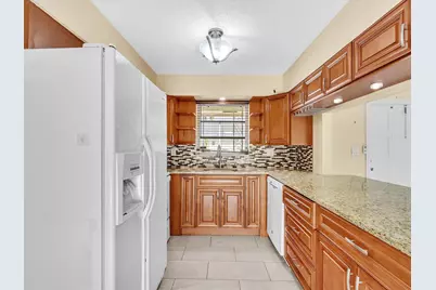 4041 NE 18th Terrace, Pompano Beach, FL 33064 - Photo 5