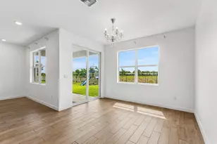 2770 NE Breezeway Cir, Ocean Breeze, FL 34957 - Photo 21