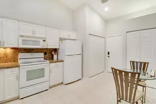 8063 Dolomtian Way, Boynton Beach, FL 33472 - Photo 9