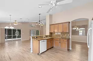 7818 Caprio Dr, Boynton Beach, FL 33472 - Photo 11