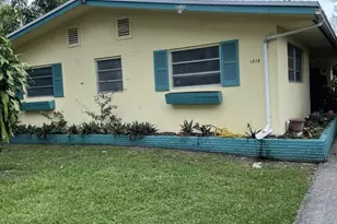 1518 Grant St, Hollywood, FL 33020 - Photo 1
