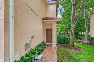 6455 Azura Lake Rd, Lake Worth, FL 33463 - Photo 5