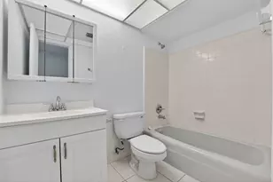 760 SE 2nd Ave, Deerfield Beach, FL 33441 - Photo 25
