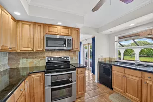 2400 SW 23rd Cranbrook Dr, Boynton Beach, FL 33436 - Photo 17