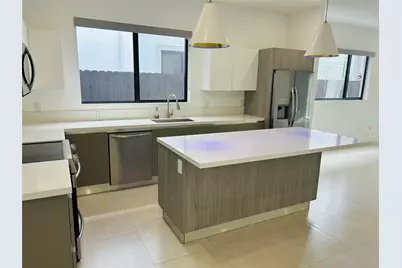 310 SW 9th Street #1, Fort Lauderdale, FL 33315 - Photo 5