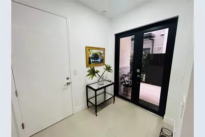310 SW 9th Street #1, Fort Lauderdale, FL 33315 - Photo 9