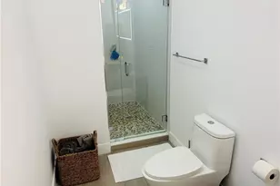 310 SW 9th St, Fort Lauderdale, FL 33315 - Photo 23