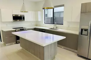 310 SW 9th St, Fort Lauderdale, FL 33315 - Photo 3