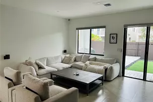 310 SW 9th St, Fort Lauderdale, FL 33315 - Photo 7