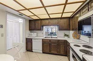 5000 N Ocean Blvd, Lauderdale by the Sea, FL 33308 - Photo 17