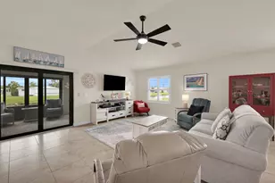 22 Alta Loma, Port Saint Lucie, FL 34952 - Photo 9