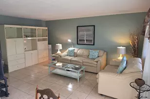 15 Markham, Deerfield Beach, FL 33442 - Photo 3