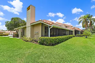 261 Old Meadow Way Way, Palm Beach Gardens, FL 33418 - Photo 5