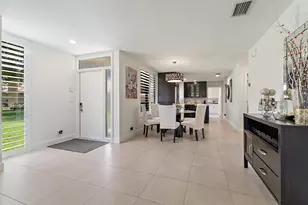 261 Old Meadow Way Way, Palm Beach Gardens, FL 33418 - Photo 11
