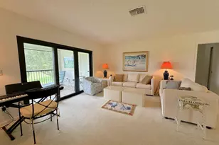 9 Stratford Dr E, Boynton Beach, FL 33436 - Photo 3