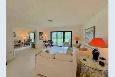 9 Stratford Drive E #B, Boynton Beach, FL 33436 - Photo 3